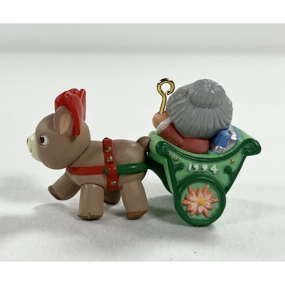 Vintage 1994‎ Hallmark Keepsake Niece Christmas Ornament Mrs Claus Reindeer Box